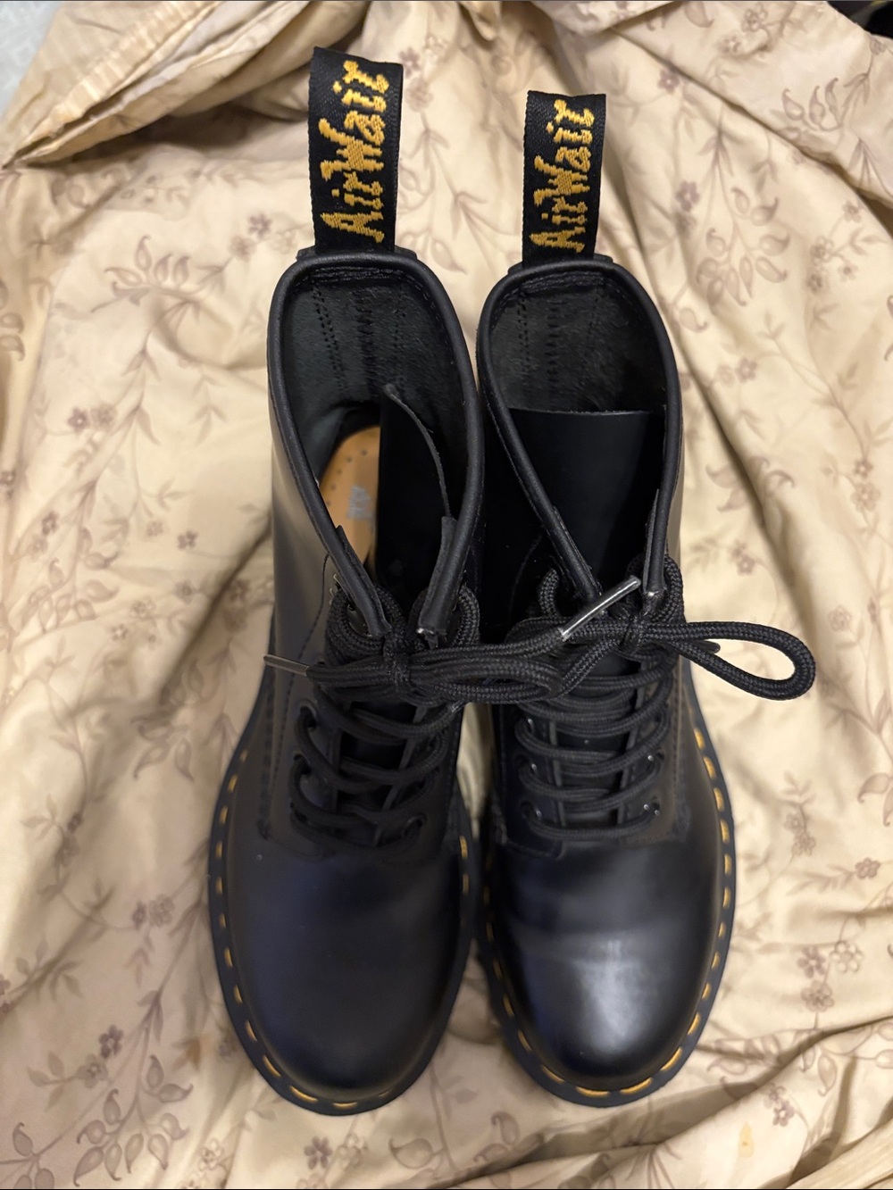 Dr. Martens Black 1460W Pascal Virginia Leather Lace Up Boots